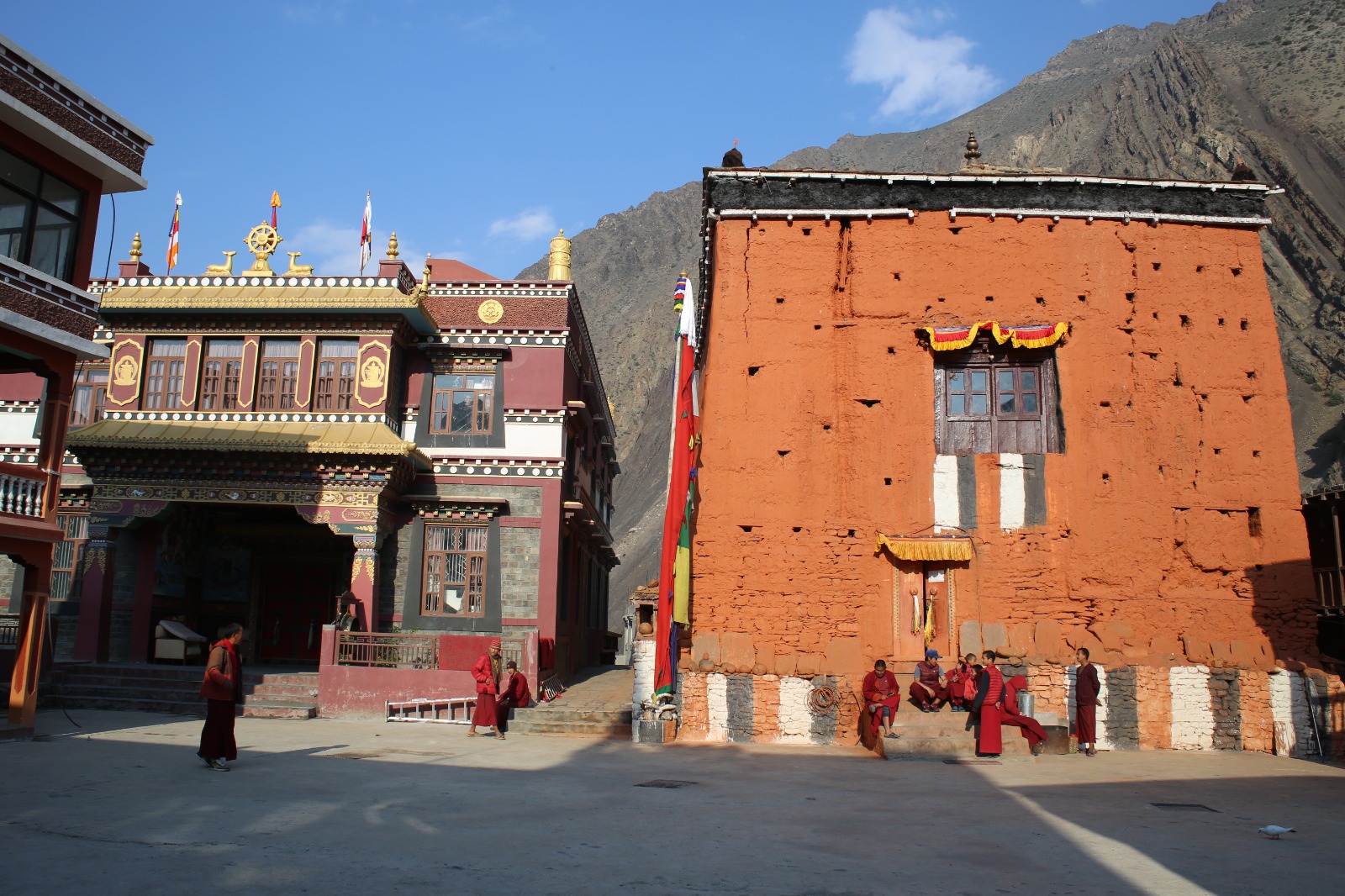 Upper Mustang Trekking
